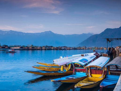 Relaxed Kashmir Holiday in Kashmir