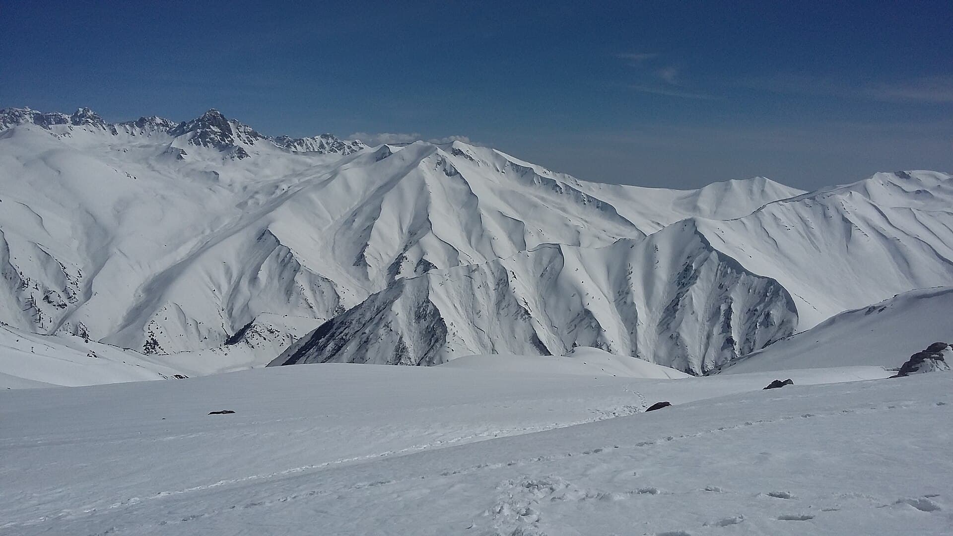 Kongdori Mountain (3747 m) Apharwat Peak Gulmarg Kashmir