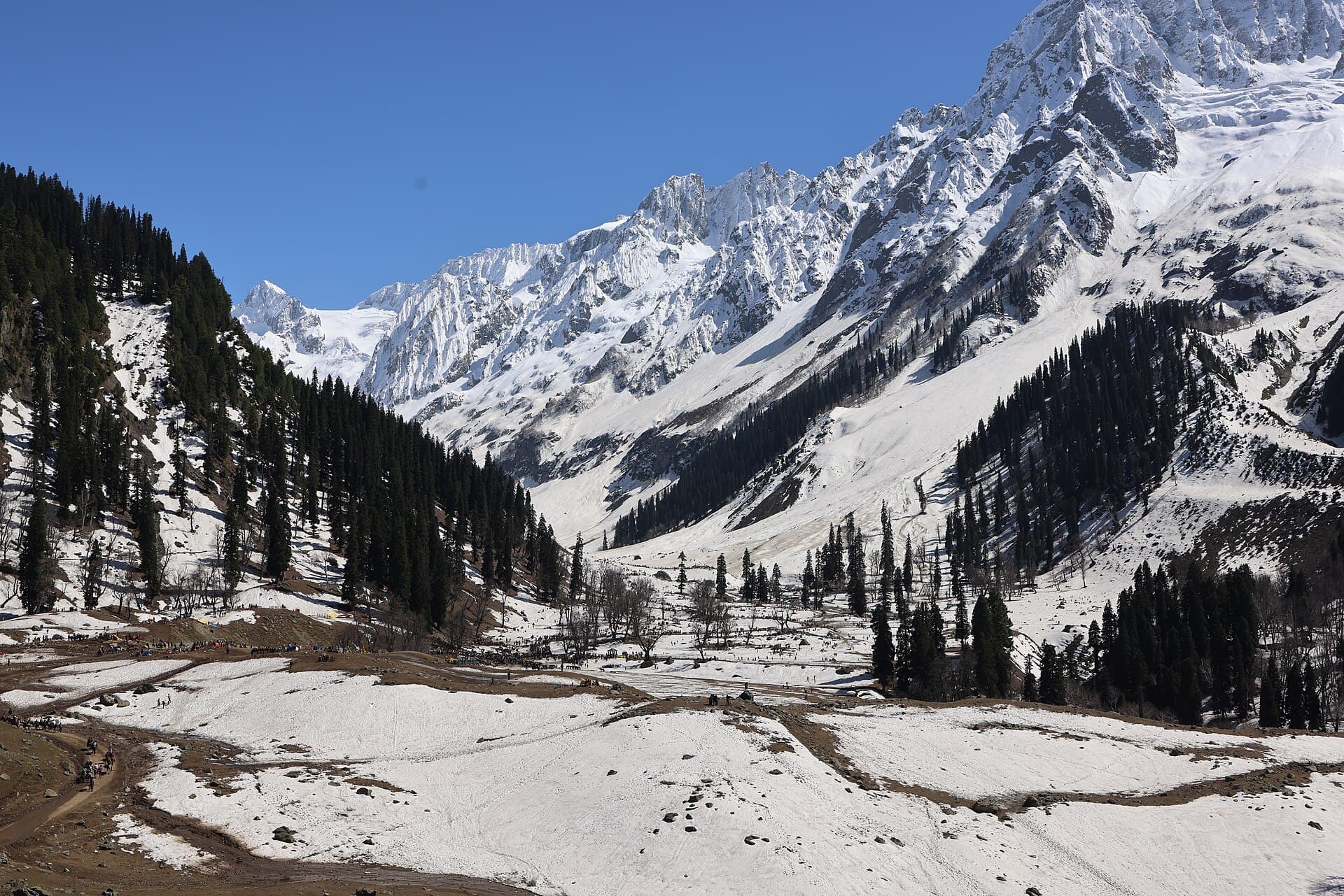 Snow in Sonamarg, Kashmir